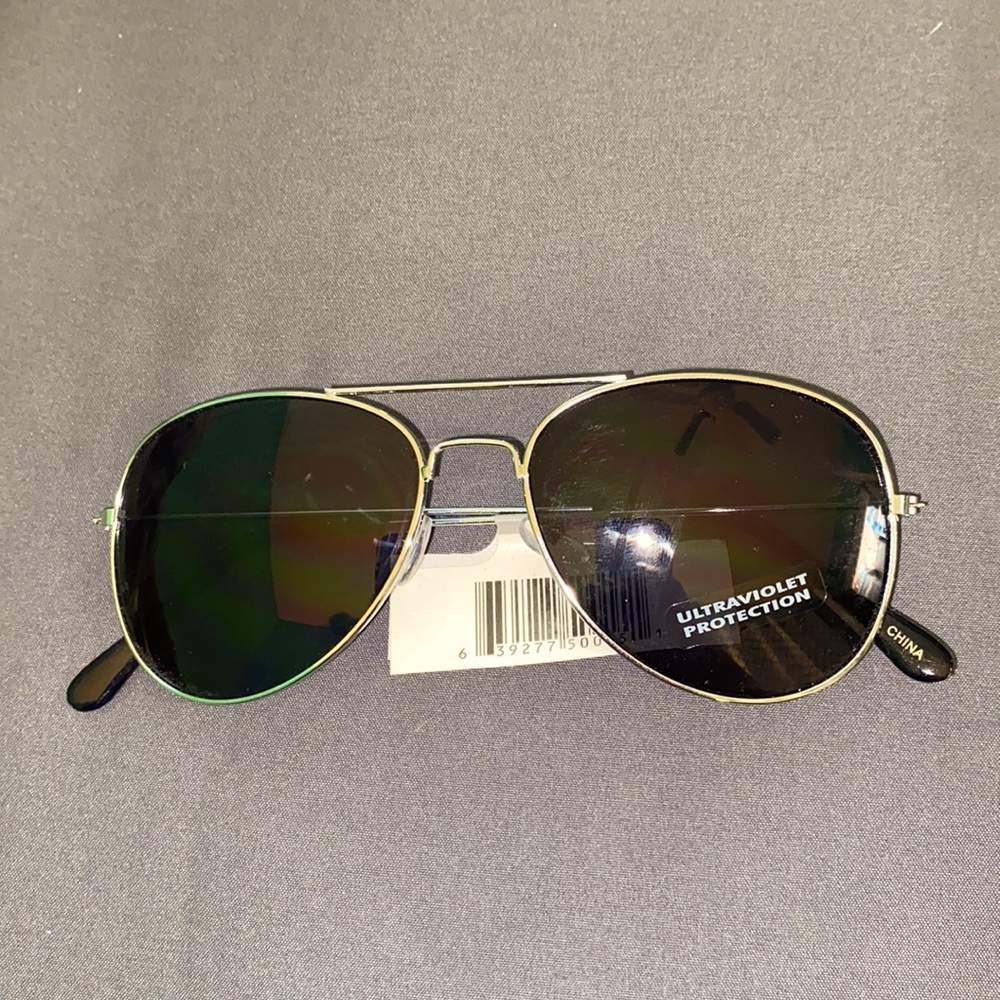 Sunglasses - Picture 3 of 3